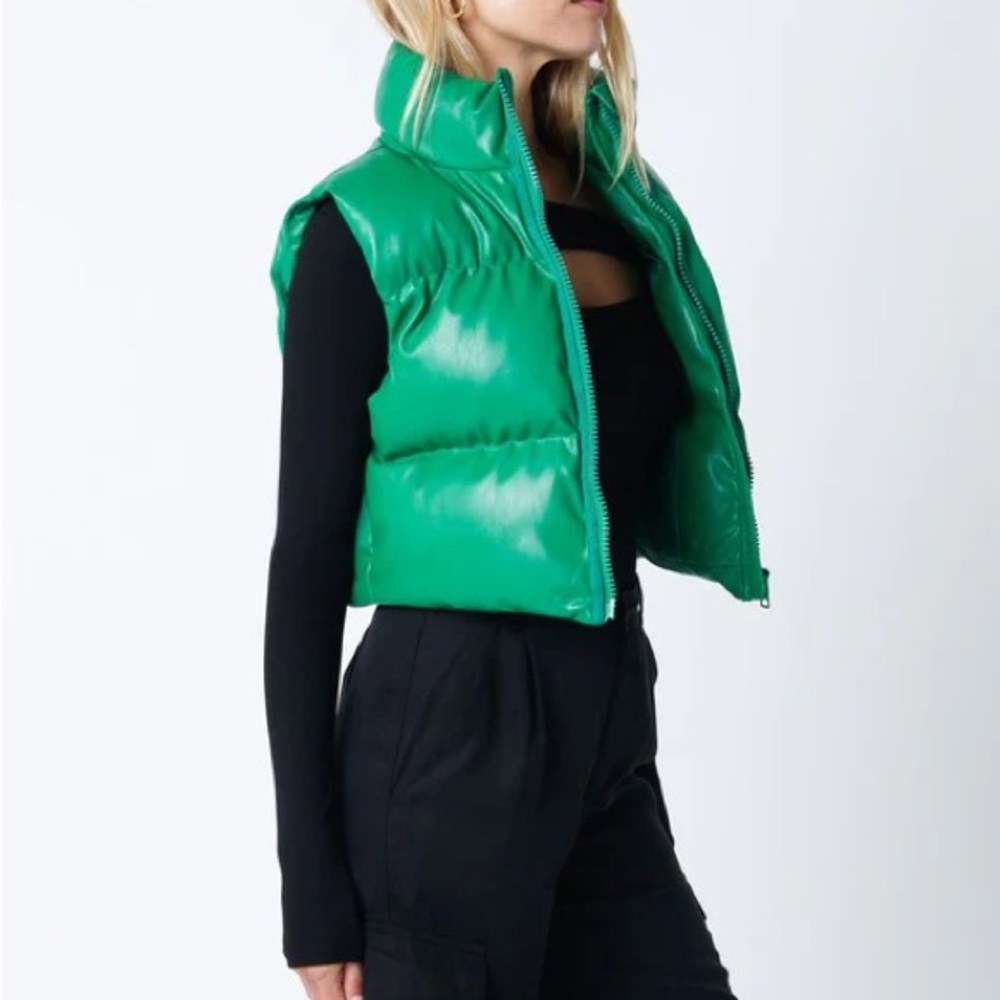 Love Tree Green Women's Puffer Vest